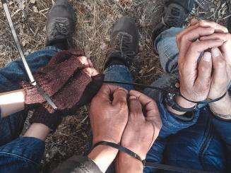 Three people found handcuffed, four injured on the Aegean island of Lesvos (MSF)